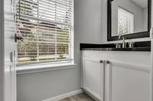 22 Windledge Pl, The Woodlands, TX 77381 - Photo 15