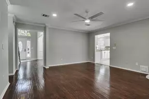 22 Windledge Pl, The Woodlands, TX 77381 - Photo 7