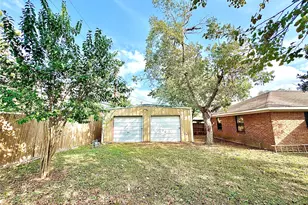 5510 Nina Lee Ln, Houston, TX 77092 - Photo 41