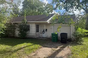 5122 Longmeadow St, Houston, TX 77033 - Photo 1