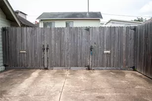 1610 Wheeler St, Houston, TX 77004 - Photo 13