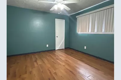 17311 Heritage Bay Drive, Webster, TX 77598 - Photo 7