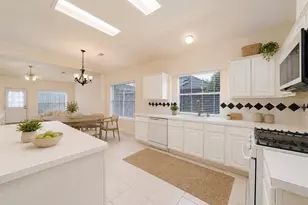 10011 Redoak Pass Ln, Houston, TX 77064 - Photo 9