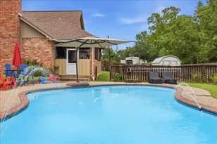 980 Dugas St, Bridge City, TX 77611 - Photo 37