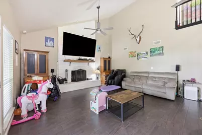 980 Dugas Street, Bridge City, TX 77611 - Photo 7