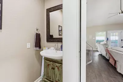 980 Dugas Street, Bridge City, TX 77611 - Photo 17
