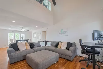 1016 Redfish Street, Hitchcock, TX 77563 - Photo 9