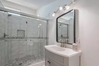 1016 Redfish Street, Hitchcock, TX 77563 - Photo 25