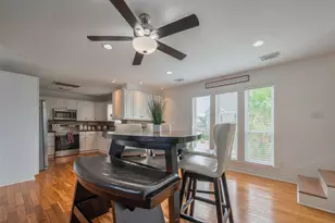 1016 Redfish St, Hitchcock, TX 77563 - Photo 13