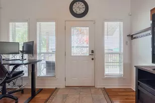 1016 Redfish St, Hitchcock, TX 77563 - Photo 9