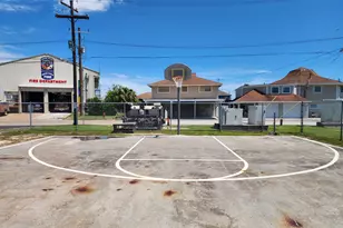 1016 Redfish St, Hitchcock, TX 77563 - Photo 43