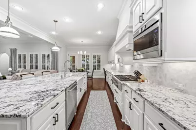 15 N Shasta Bend Circle, The Woodlands, TX 77389 - Photo 11