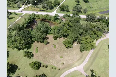 130 Sally Lake Court, Angleton, TX 77515 - Photo 17