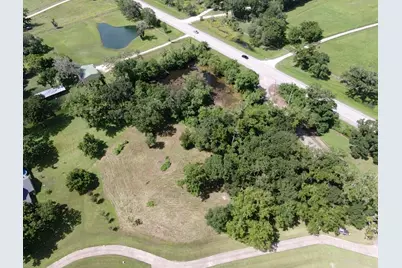 130 Sally Lake Court, Angleton, TX 77515 - Photo 19