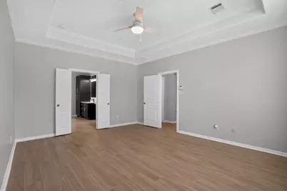 62 S Bardsbrook Circle, The Woodlands, TX 77382 - Photo 15