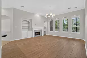 62 S Bardsbrook Cir, Spring, TX 77382 - Photo 3