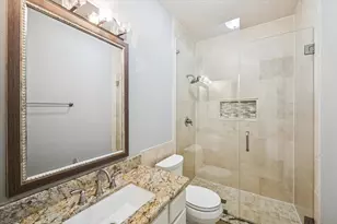 1301 Silver Maple Ln, Pearland, TX 77581 - Photo 23