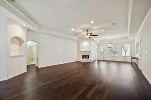 1301 Silver Maple Ln, Pearland, TX 77581 - Photo 11