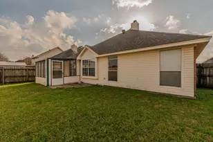 2330 Sunflower Ln, Beaumont, TX 77713 - Photo 17