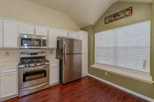 2330 Sunflower Ln, Beaumont, TX 77713 - Photo 7