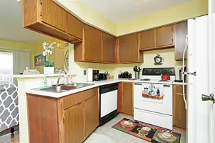 2626 Holly Hall St, Houston, TX 77054 - Photo 7