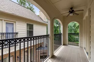 82 Mill Point Pl, The Woodlands, TX 77380 - Photo 19