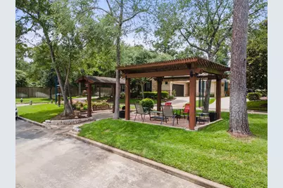82 Mill Point Place, The Woodlands, TX 77380 - Photo 29