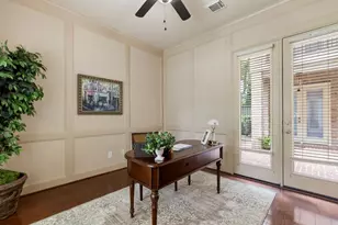 82 Mill Point Pl, The Woodlands, TX 77380 - Photo 3