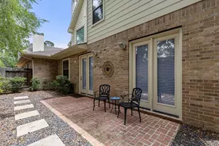 82 Mill Point Pl, The Woodlands, TX 77380 - Photo 25