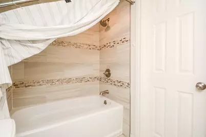 9906 Cedardale Drive, Houston, TX 77055 - Photo 31