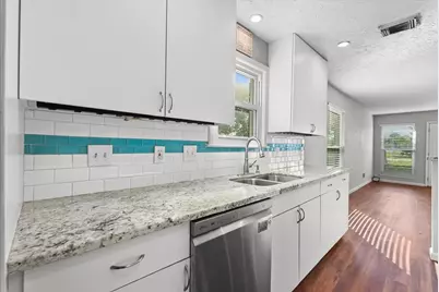 3206 Wavecrest Street, League City, TX 77573 - Photo 9