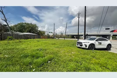 2109 W Texas Avenue, Baytown, TX 77520 - Photo 7