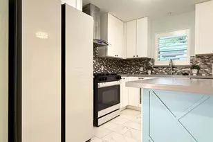 4717 Chrystell Ln, Houston, TX 77092 - Photo 7