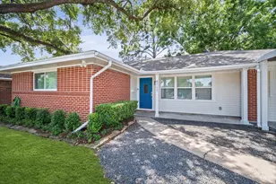 4717 Chrystell Ln, Houston, TX 77092 - Photo 1