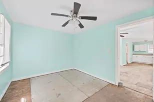 768 Co Rd 2870, Cleveland, TX 77327 - Photo 17