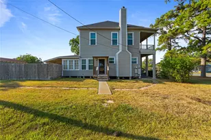 113 S Pumphrey St, Edna, TX 77957 - Photo 3