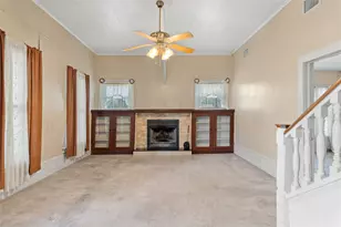 113 S Pumphrey St, Edna, TX 77957 - Photo 7