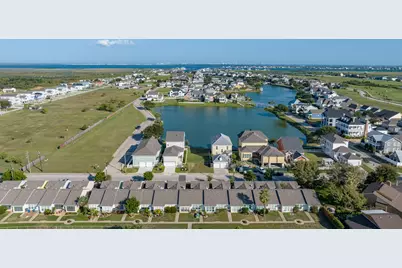 10108 Schaper Road, Galveston, TX 77554 - Photo 11