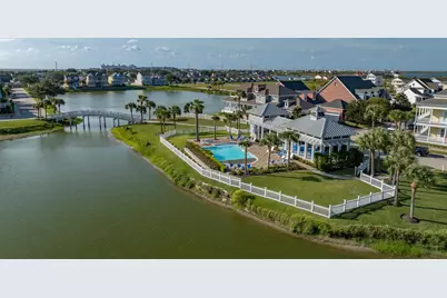 10108 Schaper Road, Galveston, TX 77554 - Photo 13