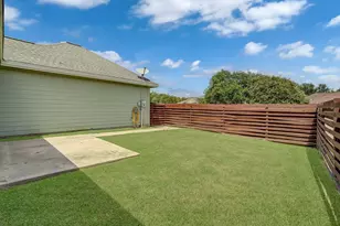 131 Silverbell Cir, Lake Jackson, TX 77566 - Photo 29
