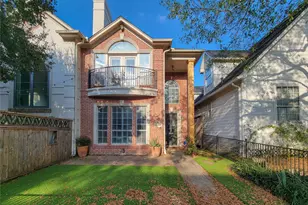 6304 Pickens St, Houston, TX 77007 - Photo 1