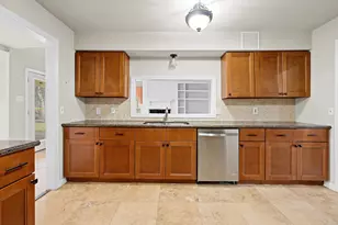 2719 E Pebble Beach Dr, Missouri City, TX 77459 - Photo 19