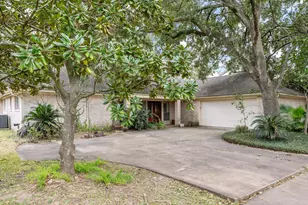 2719 E Pebble Beach Dr, Missouri City, TX 77459 - Photo 5