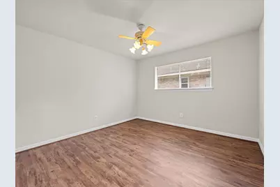 2719 E Pebble Beach Drive, Missouri City, TX 77459 - Photo 21