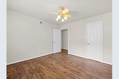 2719 E Pebble Beach Drive, Missouri City, TX 77459 - Photo 33