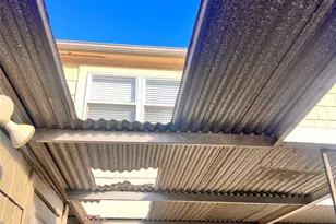 10831 Sandpiper Dr, Houston, TX 77096 - Photo 13