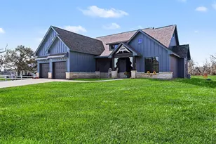 444 Mill Rd, Angleton, TX 77515 - Photo 3