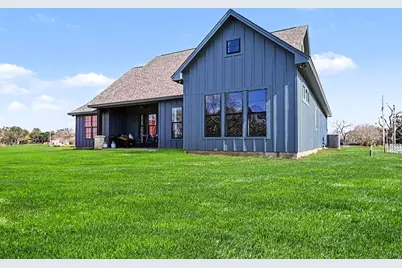 444 Mill Road, Angleton, TX 77515 - Photo 29