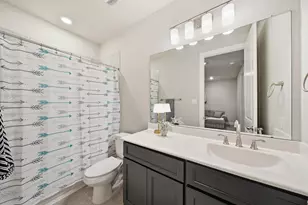 2010 Big Crk Wy, Missouri City, TX 77459 - Photo 37