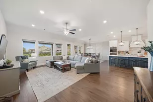 2010 Big Crk Wy, Missouri City, TX 77459 - Photo 17